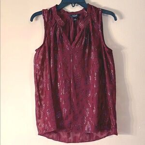Simply Vera size S Burgundy plum shimmering sleeveless top w/camisole NWOT
